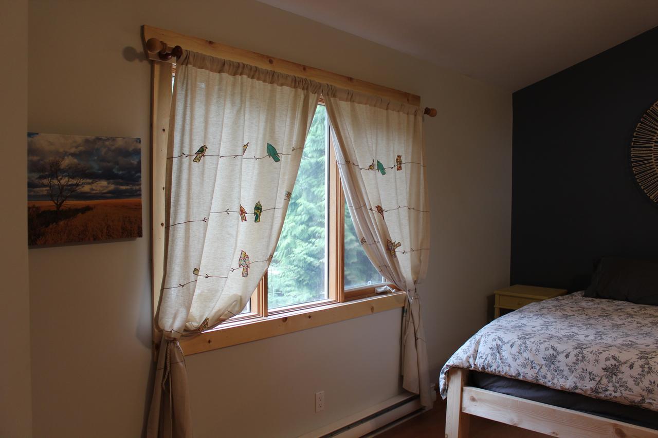 The Perch On Gabriola Bed & Breakfast エクステリア 写真