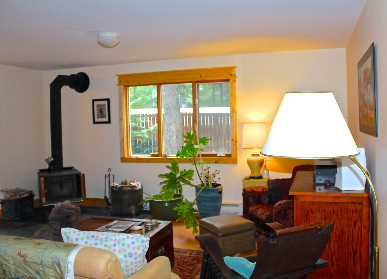 The Perch On Gabriola Bed & Breakfast エクステリア 写真